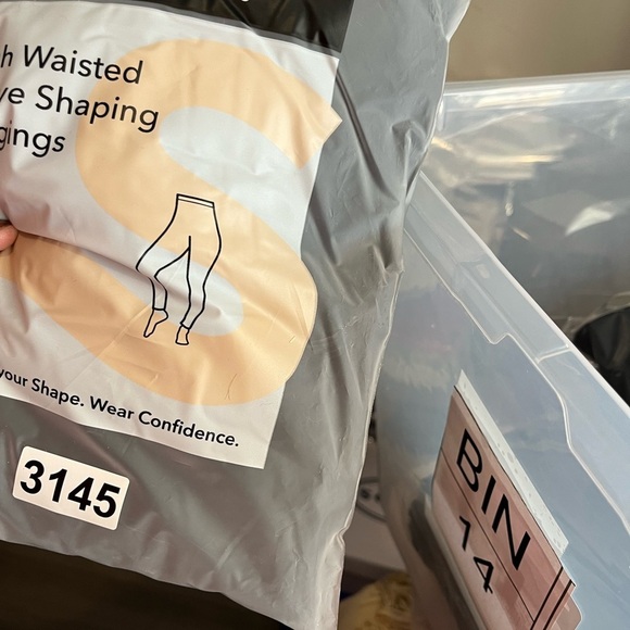 Shapermint Leggings - Picture 6 of 6